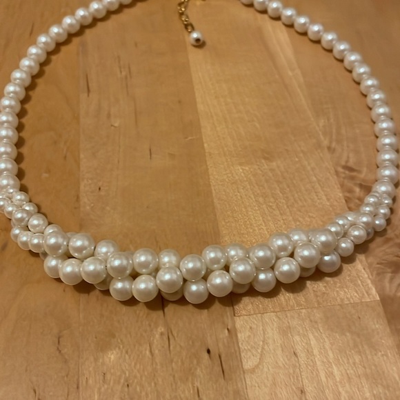 Pearl Bead Necklace - Picture 2 of 6